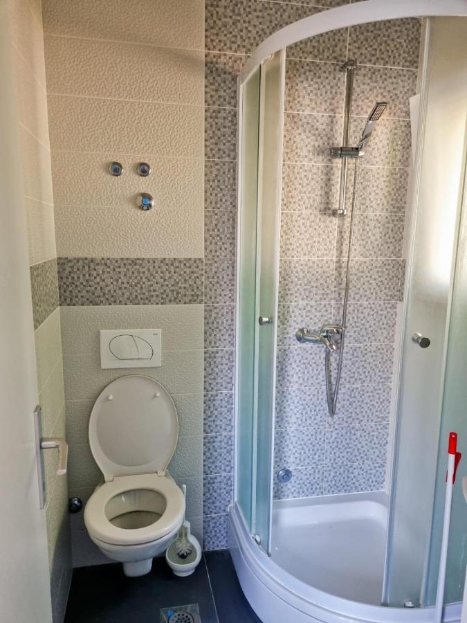Apartmani Anitas 그라다츠 외부 사진