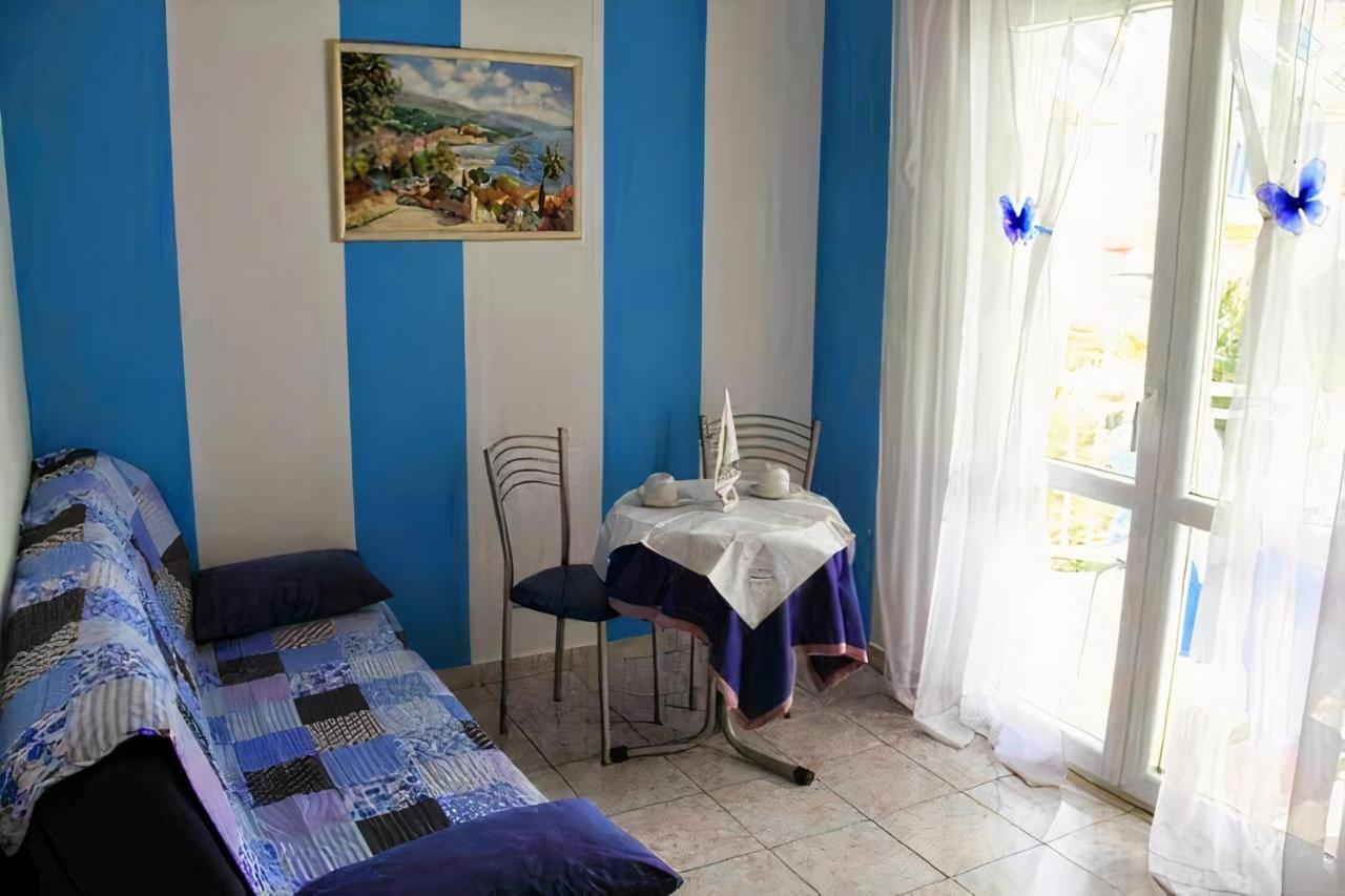 Apartmani Anitas 그라다츠 외부 사진